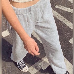 Brandy Melville Rosa Sweatpants